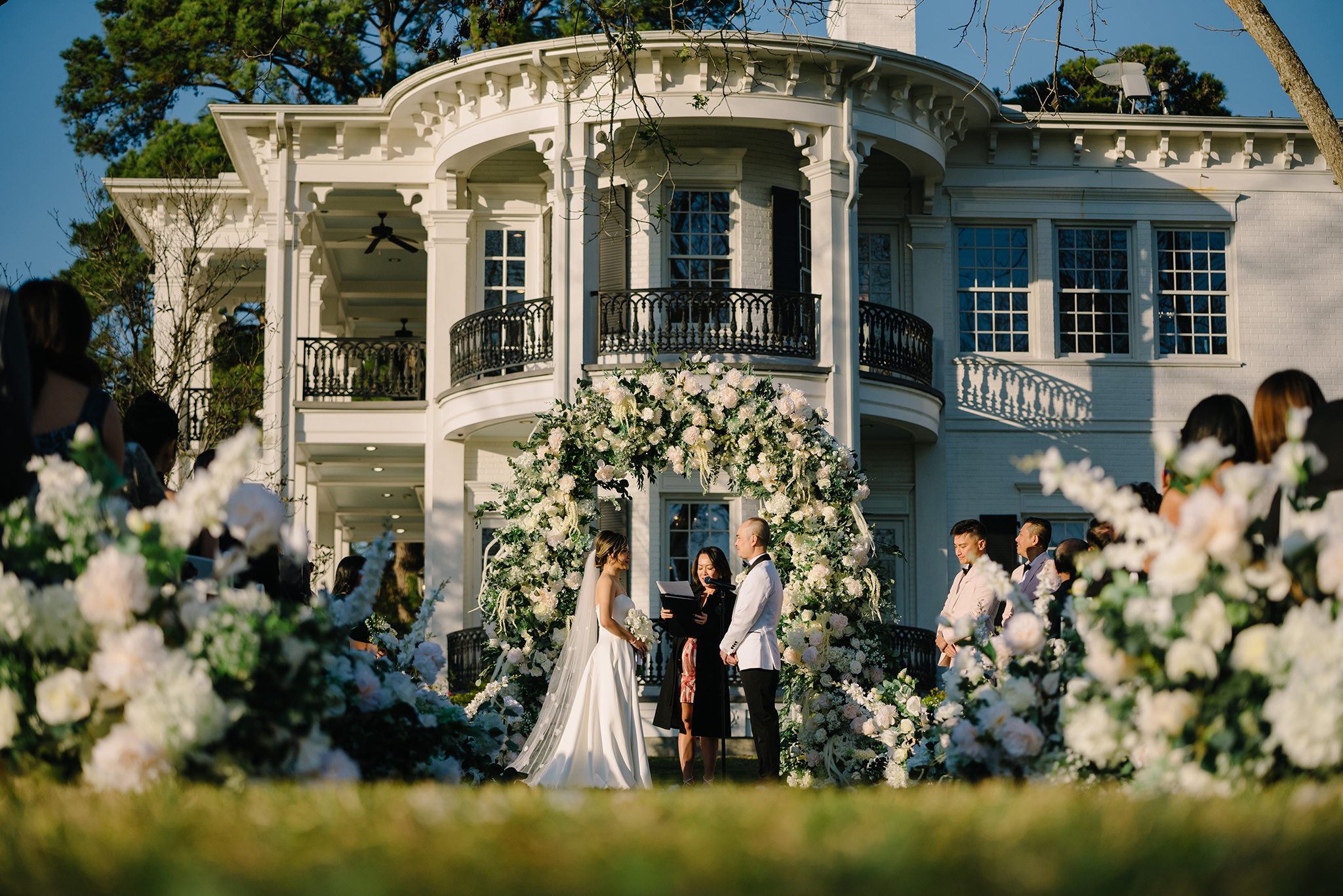 Sandle Wood luxury wedding by HNG Studio